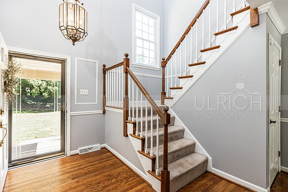 JUR52898-Edit