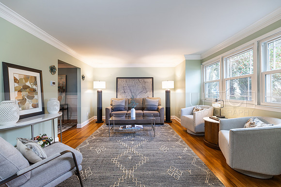 737A9499
