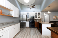 737A0377-HDR