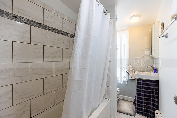 JUR56581-HDR
